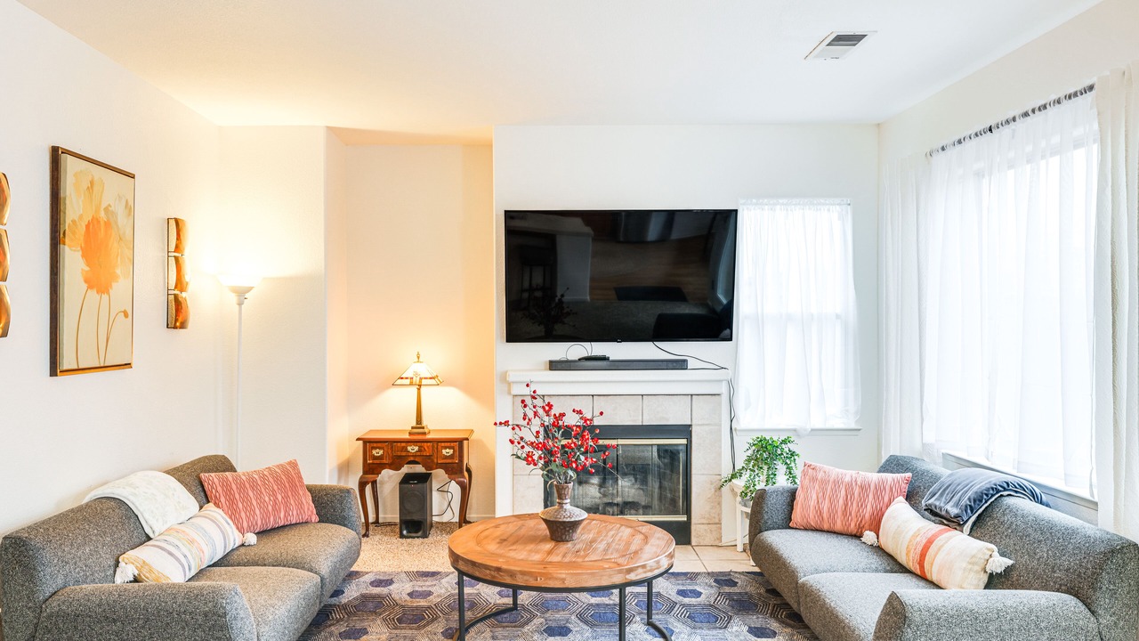 Photo of Livingroom in Los Banos