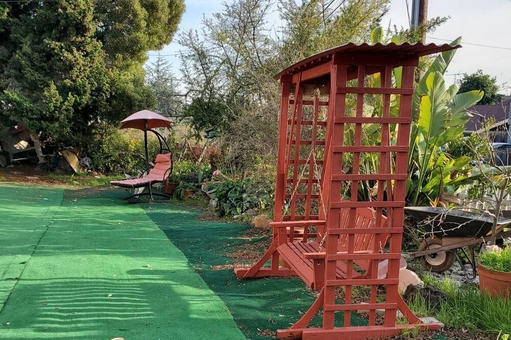 Photo of Outdoor in San Leandro