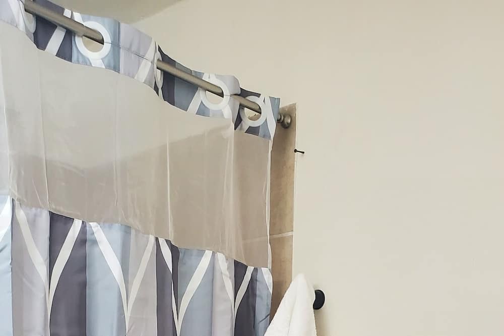 Photo of Bathroom in Corcoran
