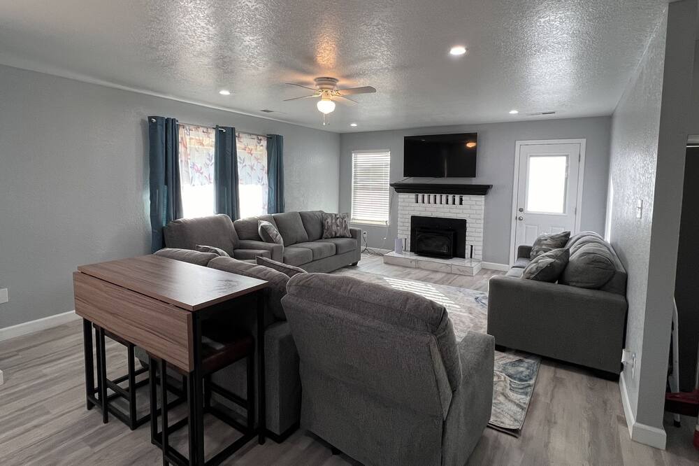 Photo of Livingroom in Squaw Valley