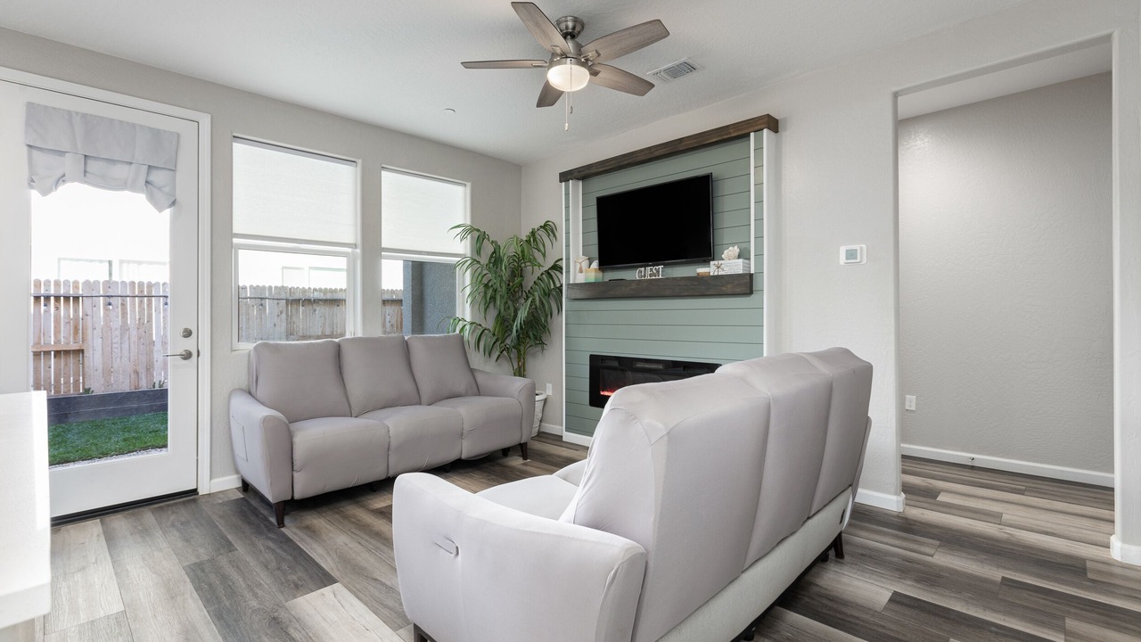 Photo of Livingroom in Visalia