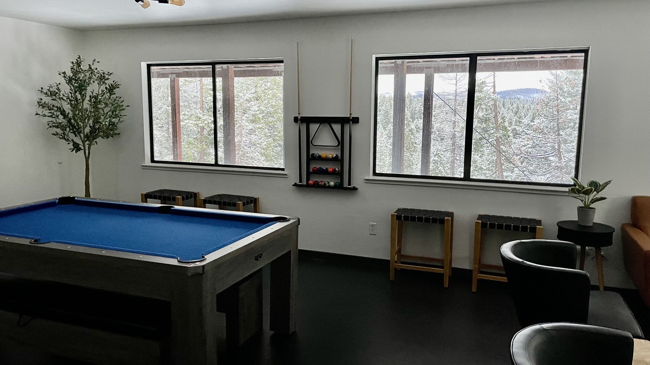 Photo of Bedroom in Pollock Pines