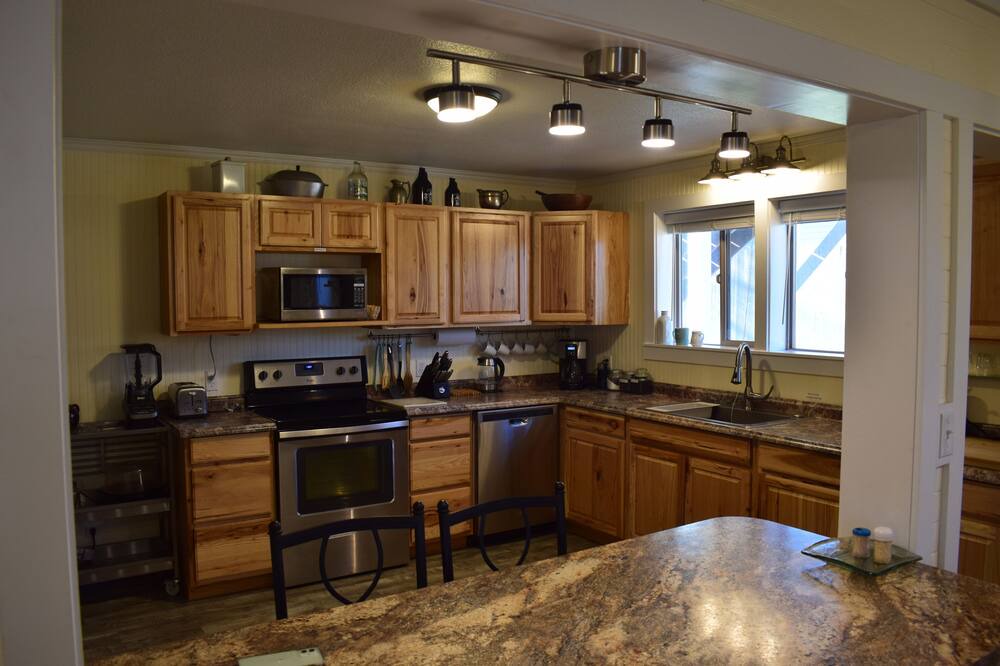 Photo of Kitchen in Weed