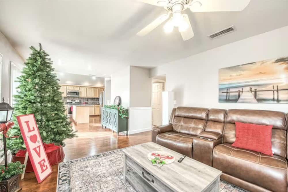 Photo of Livingroom in Clovis