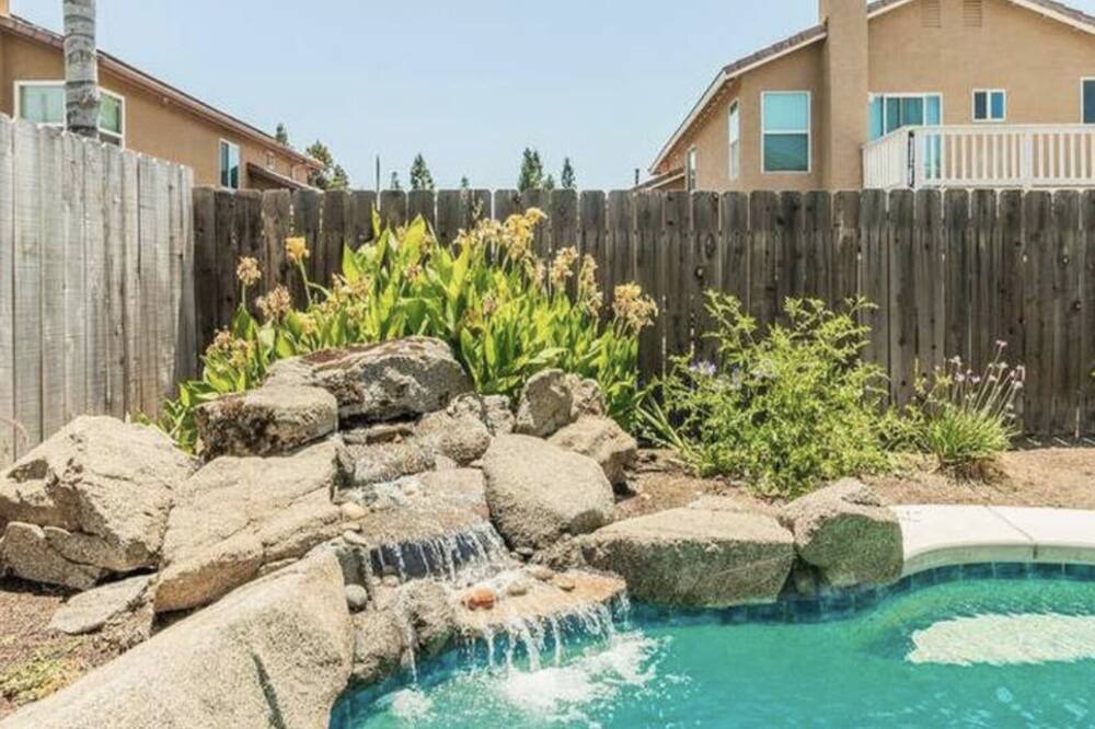 Photo of Outdoor in Clovis