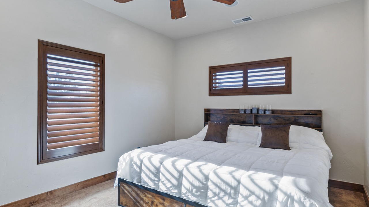 Photo of Bedroom in Midtown