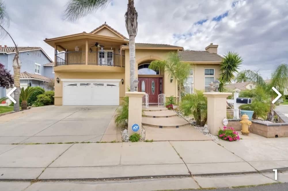 Photo of Outdoor in Atwater