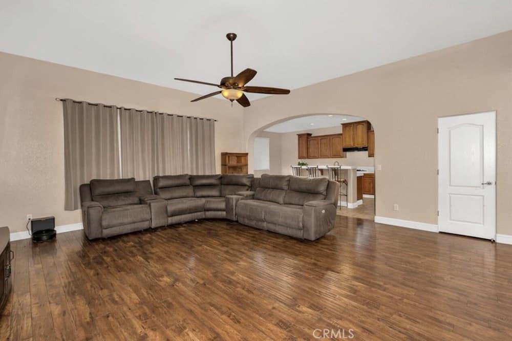 Photo of Livingroom in Merced County