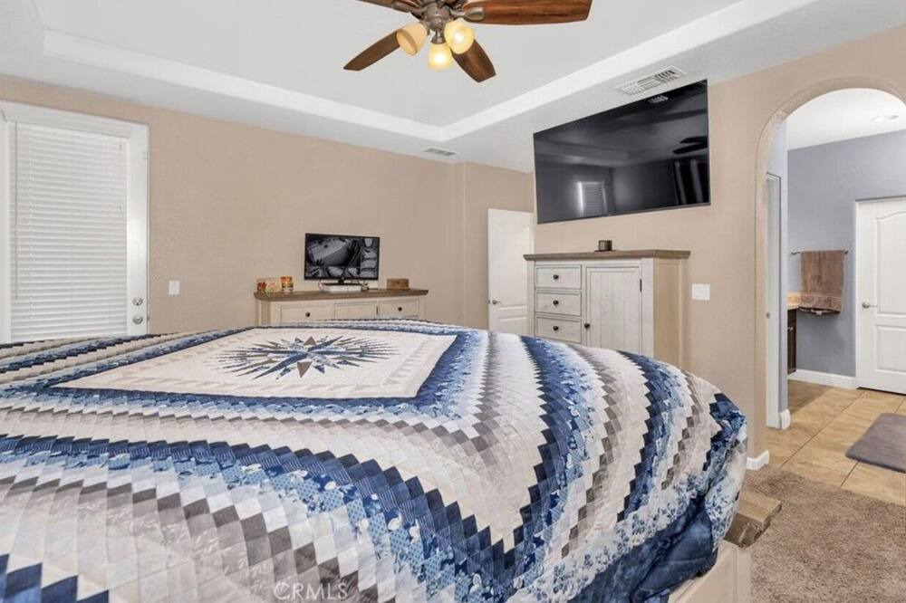 Photo of Bedroom in Merced County