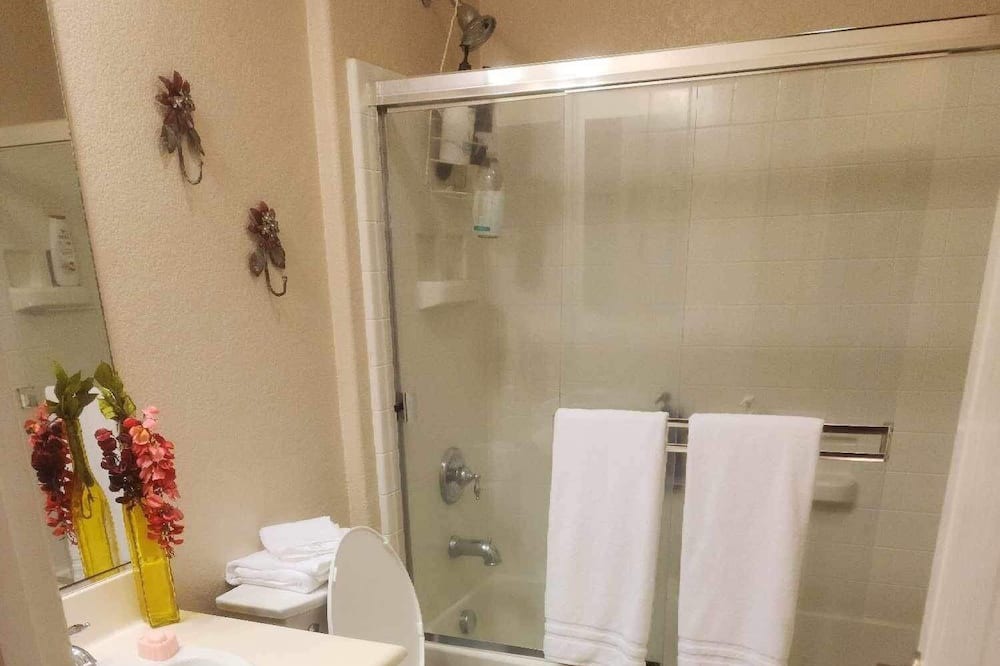 Photo of Bathroom in Merced County