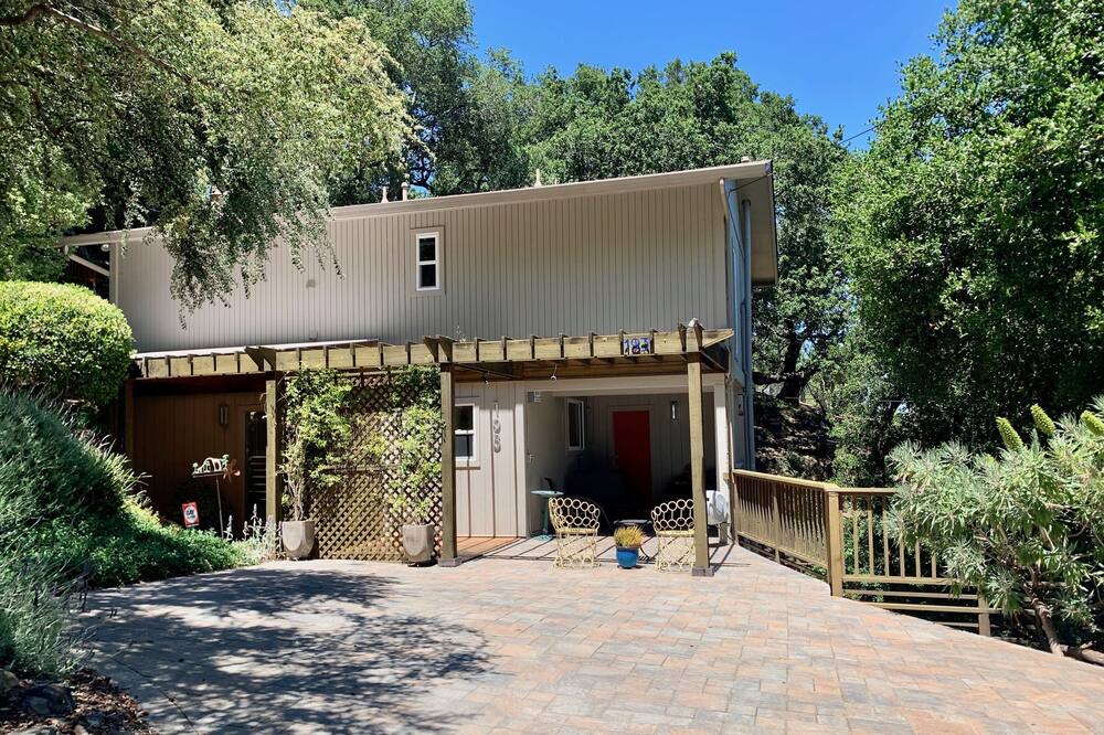 Photo of Outdoor in Claremont