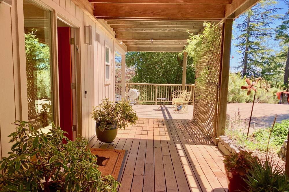Photo of Patio Balcony in Claremont