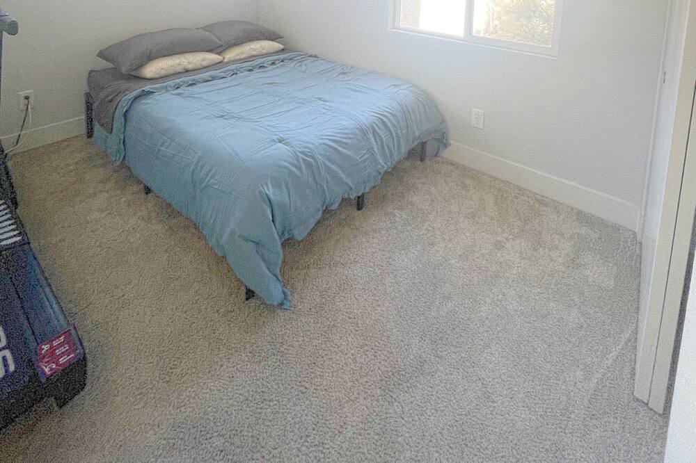 Photo of Bedroom in Davis