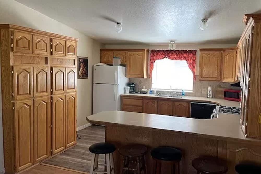 Photo of Kitchen in Beatty