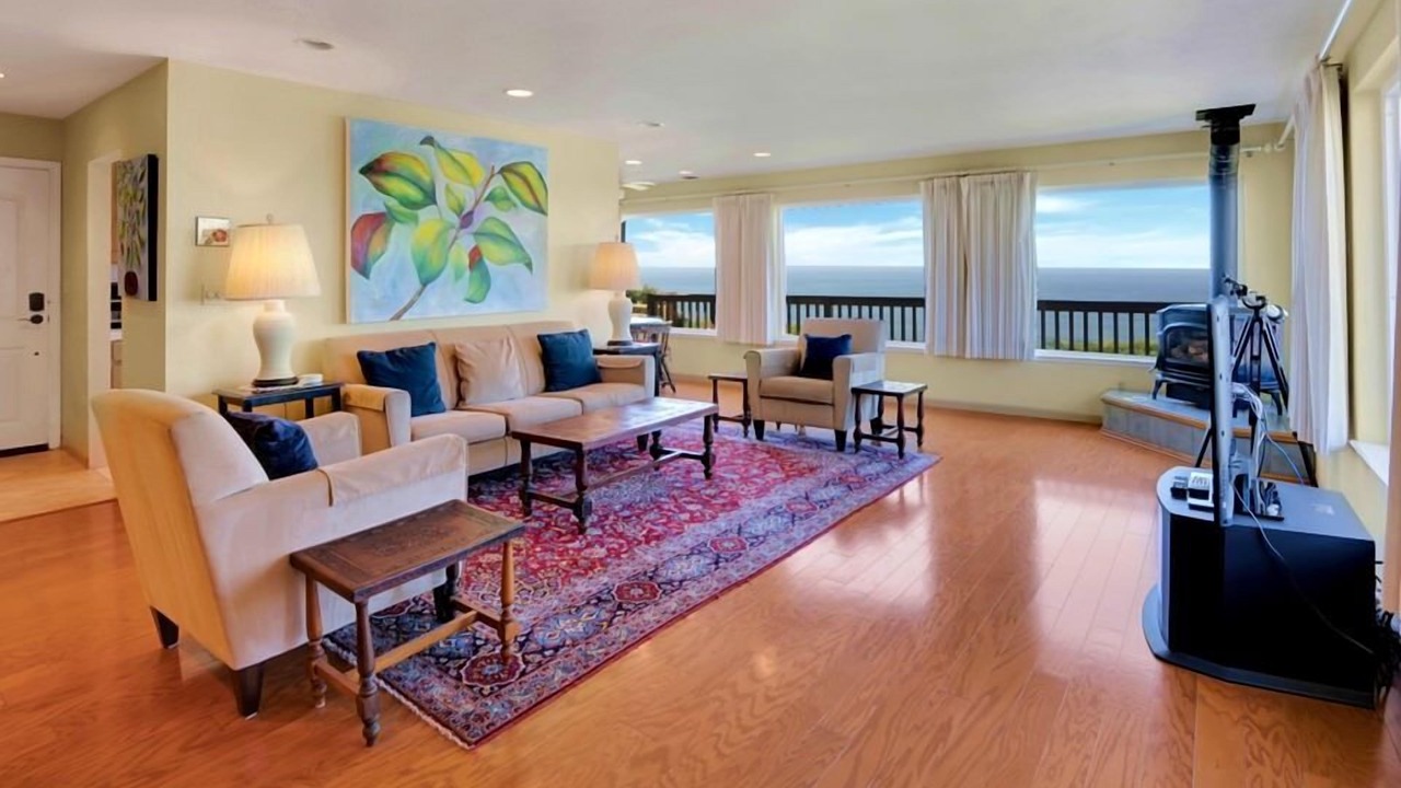Photo of Livingroom in La Selva Beach