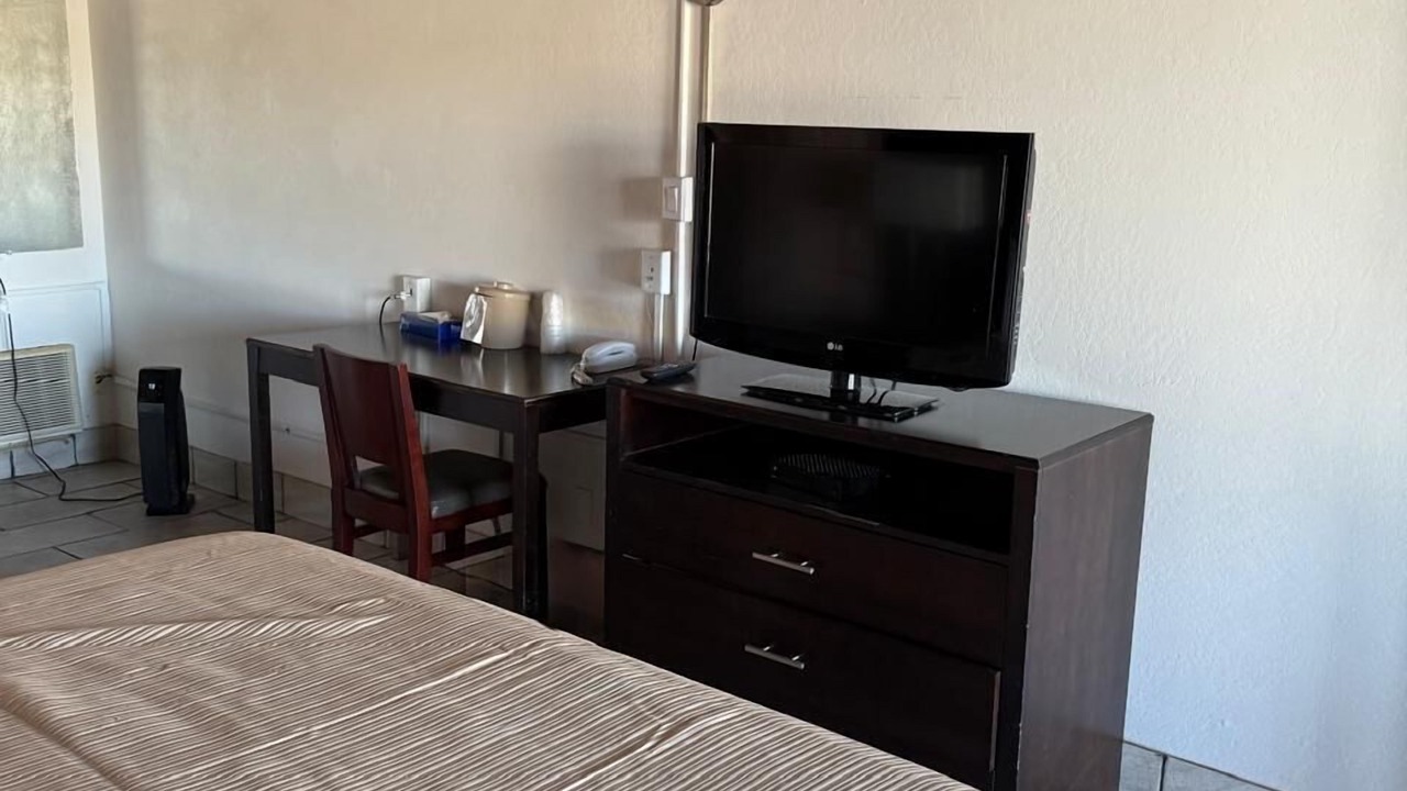 Photo of Bedroom in Hollister