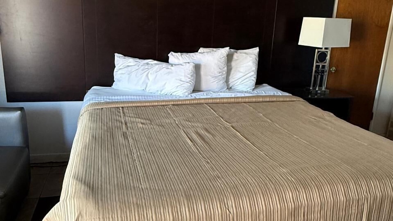 Photo of Bedroom in Hollister