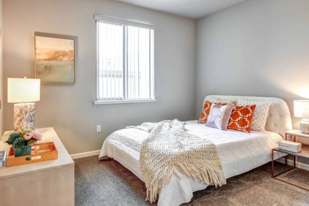 Photo of Bedroom in Tracy