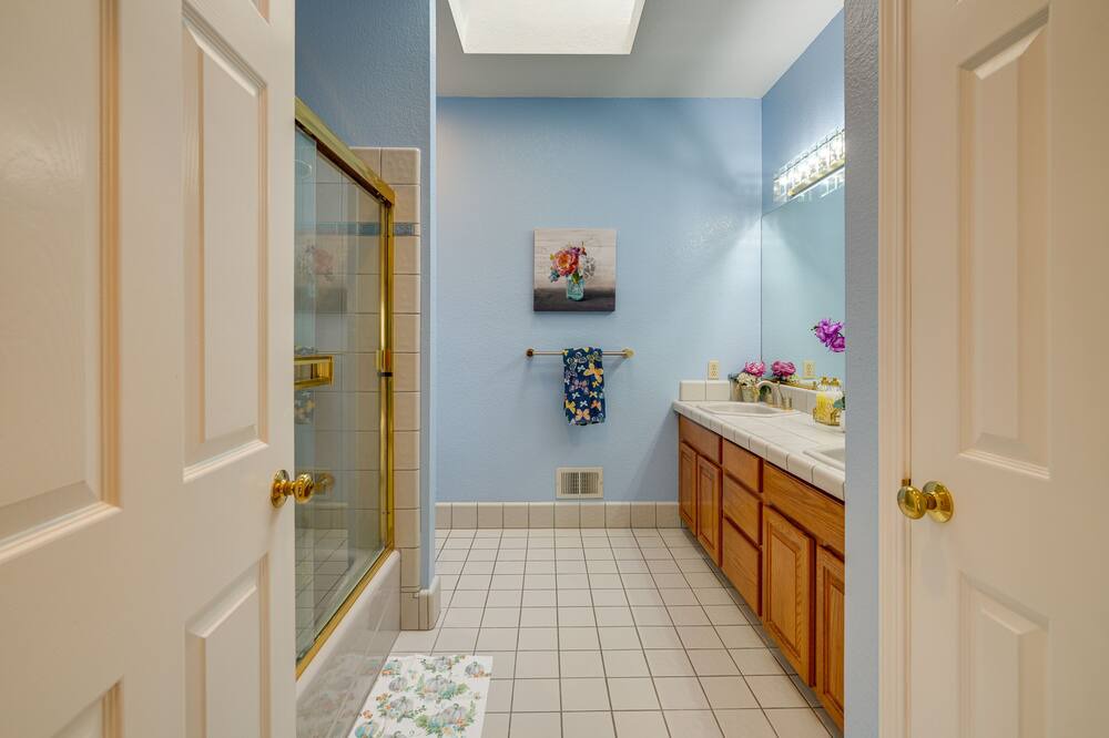 Photo of Bathroom in Sunnyvale