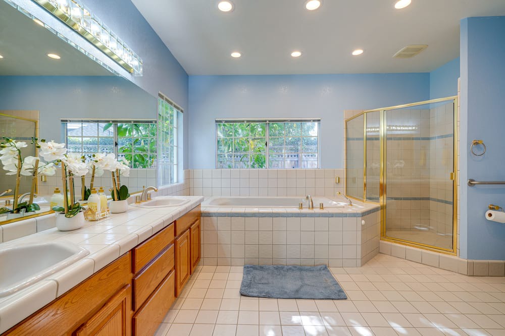 Photo of Bathroom in Sunnyvale