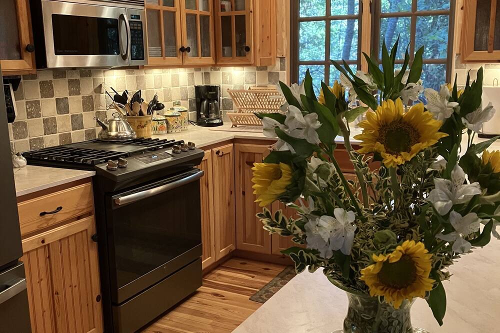 Photo of Kitchen in Twain Harte