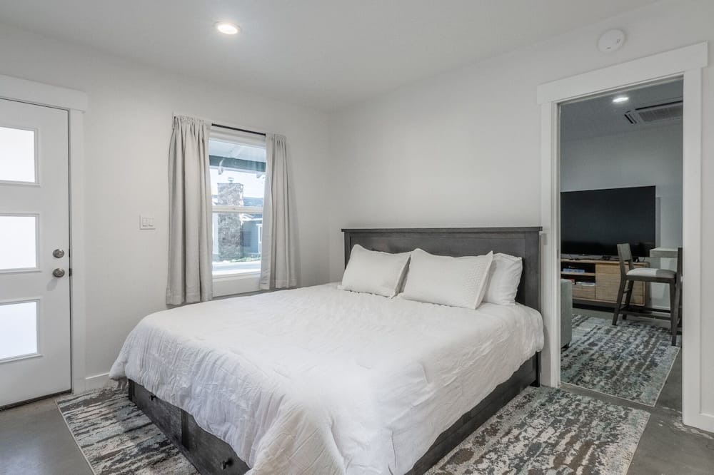 Photo of Bedroom in West Bishop