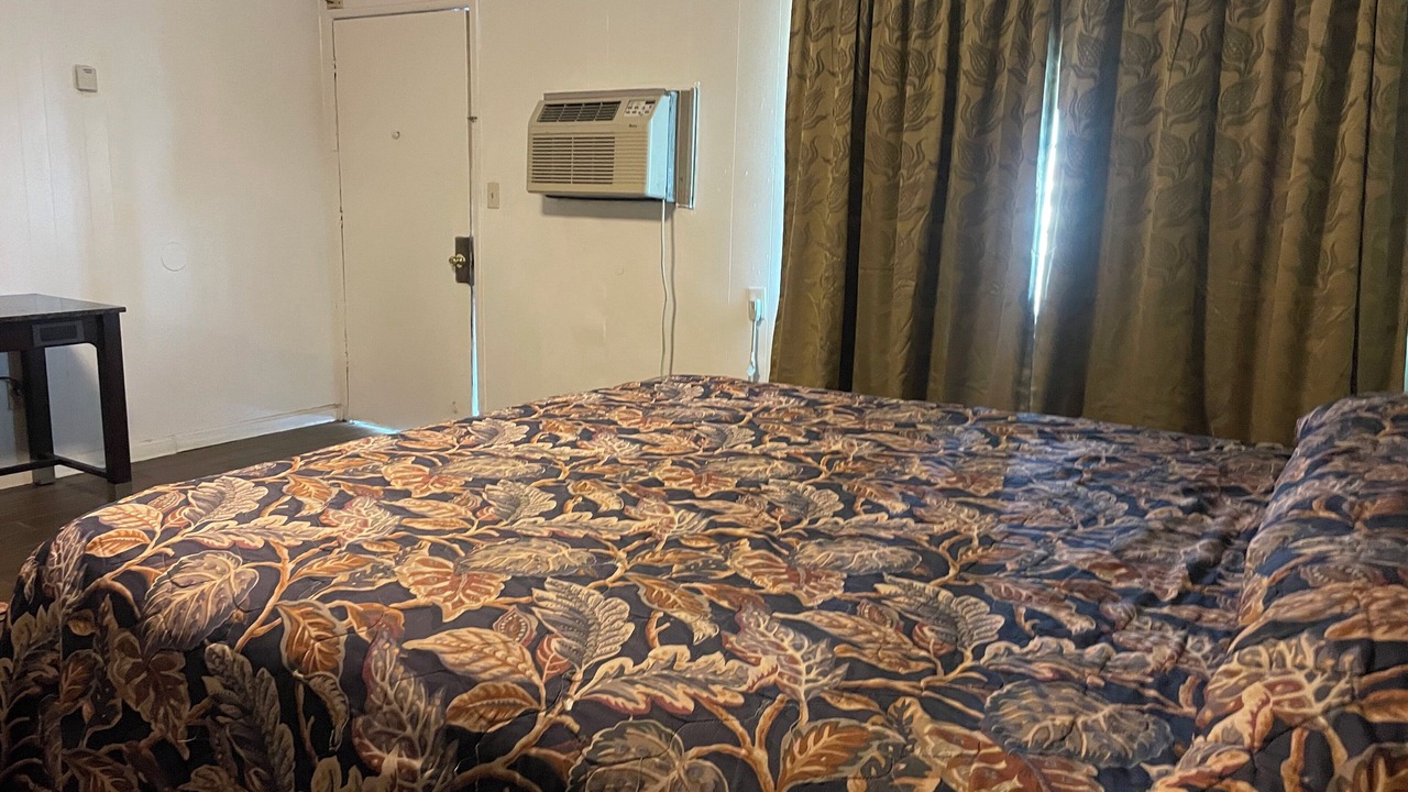 Photo of Bedroom in Modesto