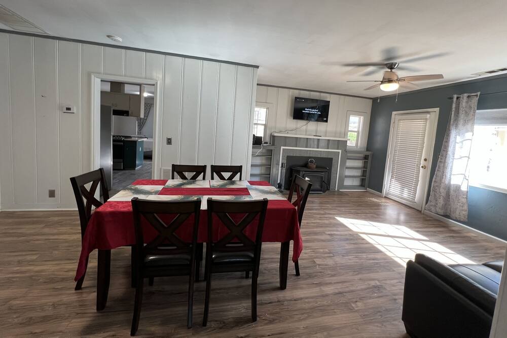 Photo of Livingroom in Three Rivers