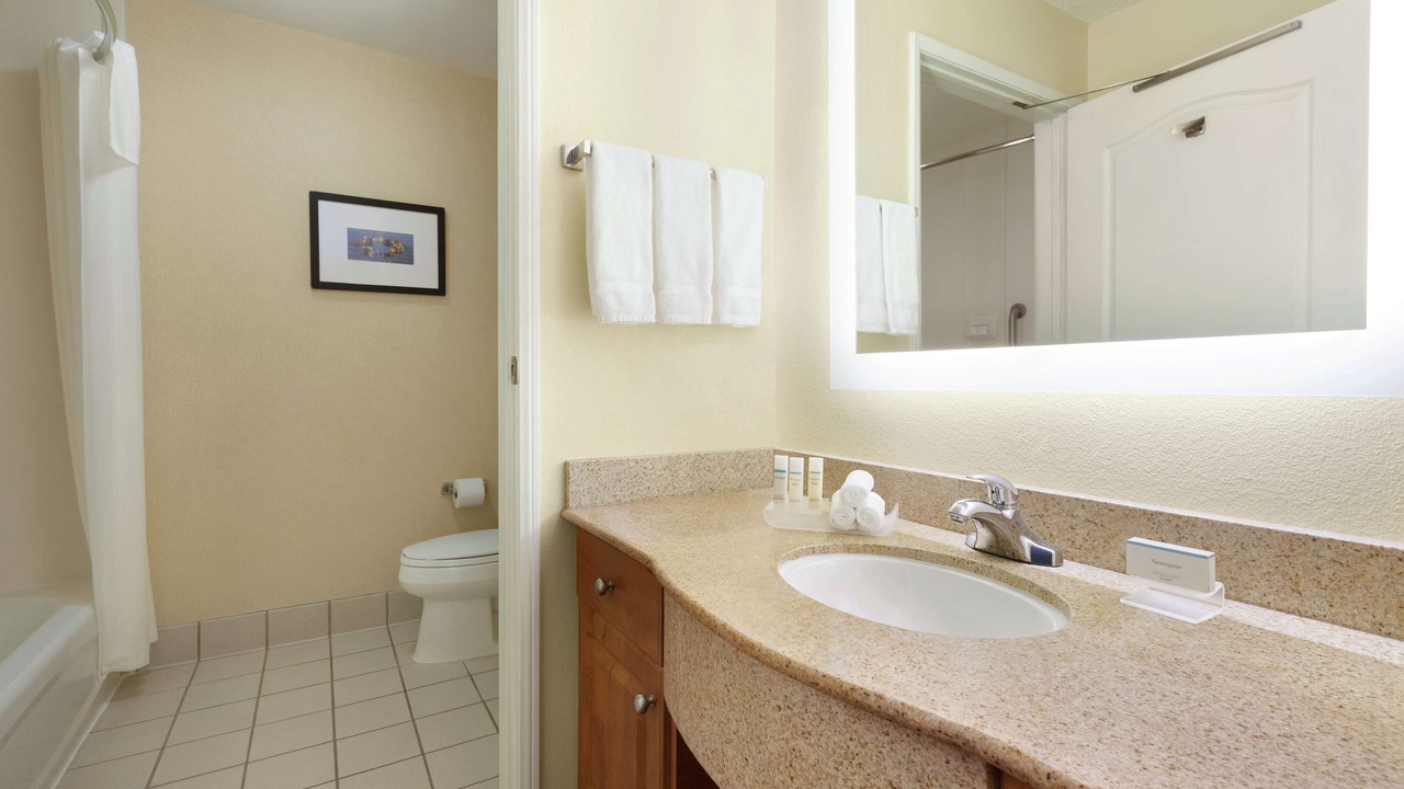 Photo of Bathroom in East Peralta