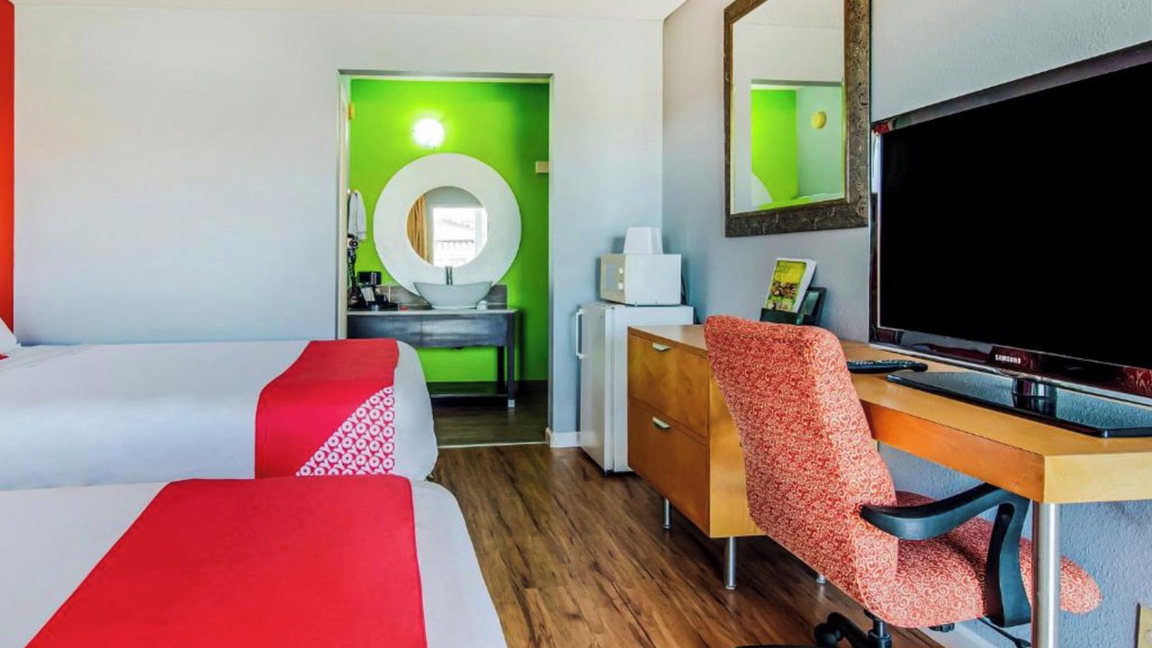 Photo of Bedroom in Ridgecrest
