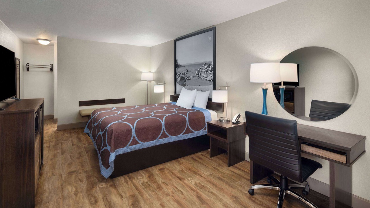 Photo of Bedroom in Fallon