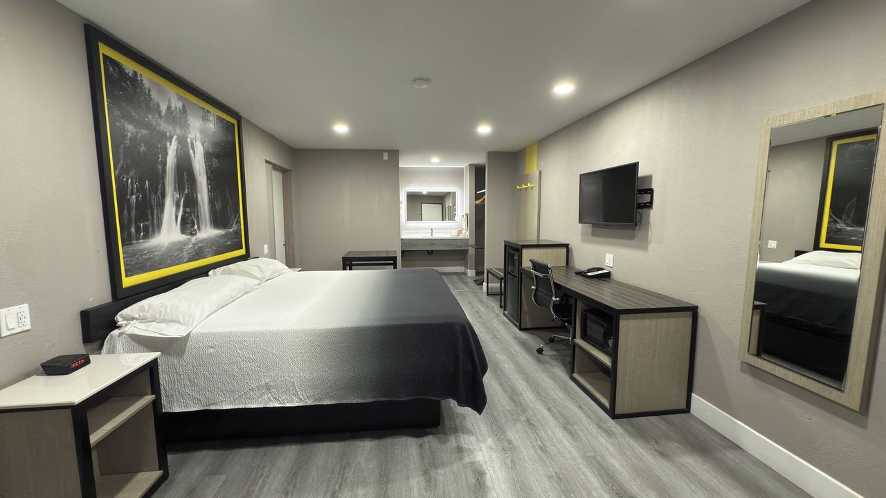 Photo of Bedroom in Visalia