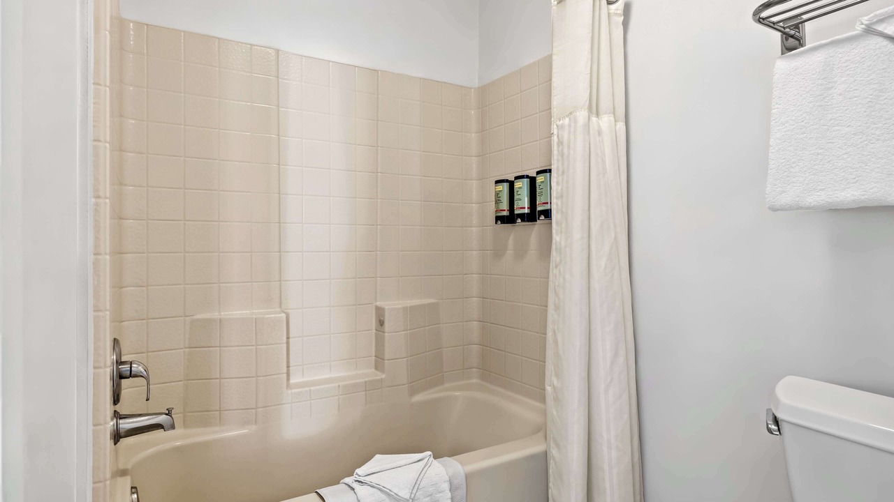 Photo of Bathroom in Delano