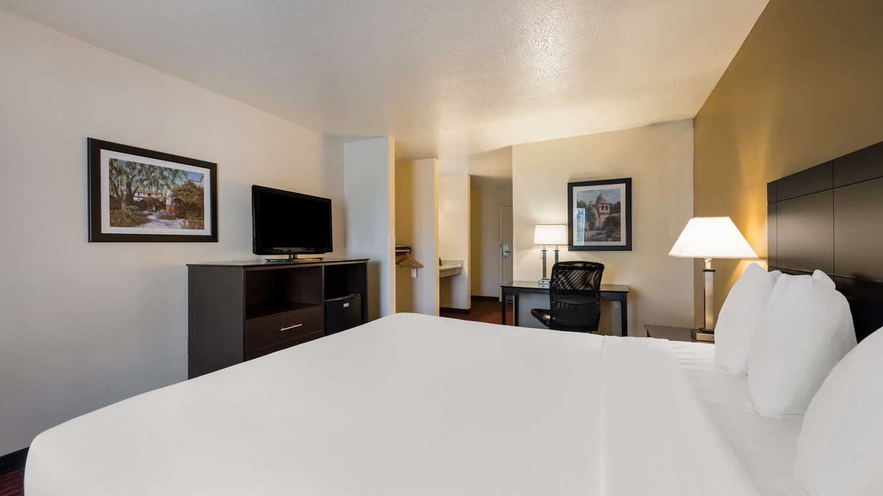 Photo of Bedroom in Salinas