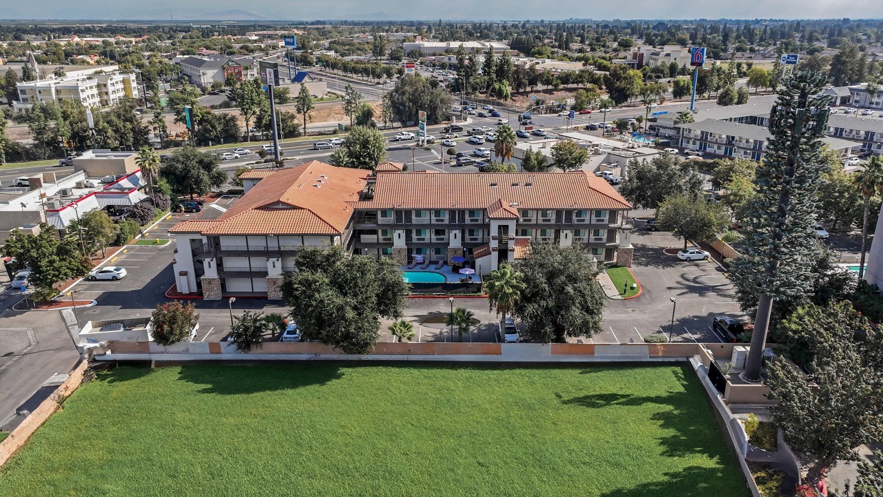 Photo of Outdoor in Tulare
