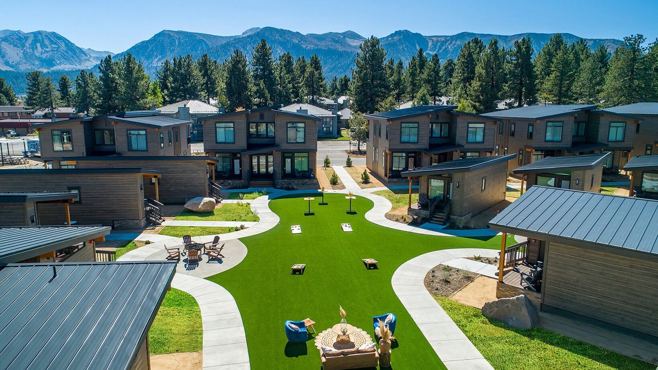 Photo of Outdoor in Mammoth Lakes
