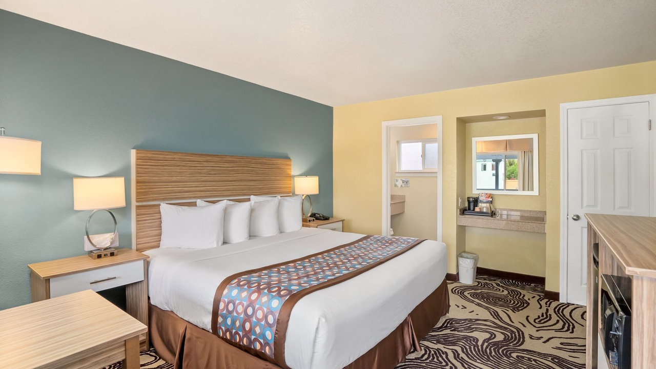 Photo of Bedroom in Downtown