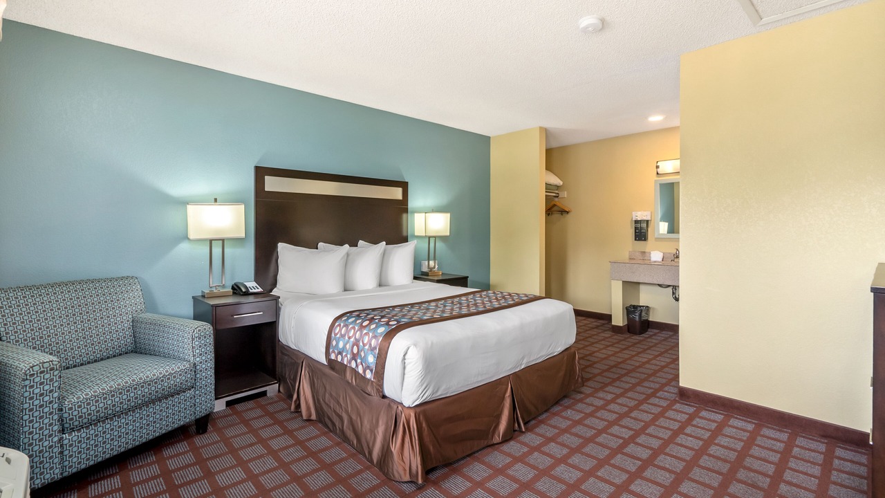 Photo of Bedroom in Downtown