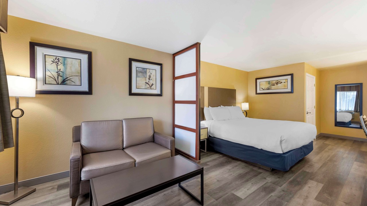 Photo of Bedroom in Fallon