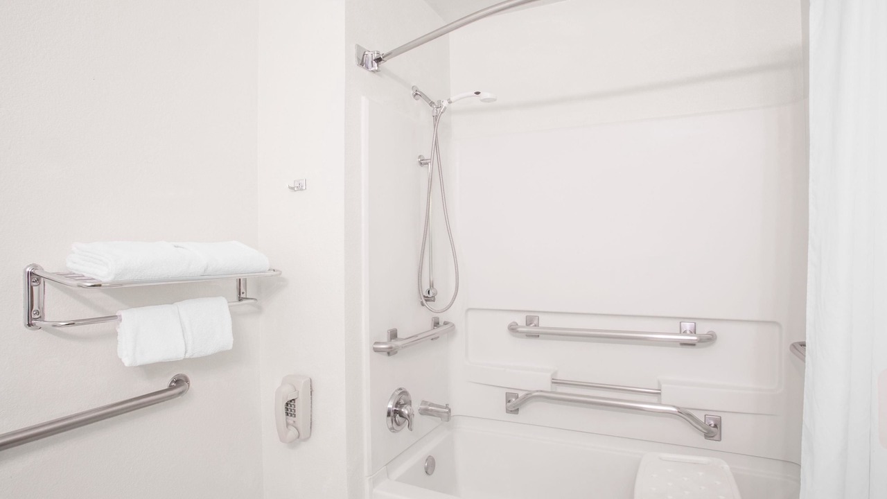 Photo of Bathroom in Winnemucca