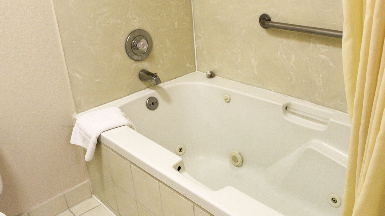 Photo of Bathroom in Hawthorne