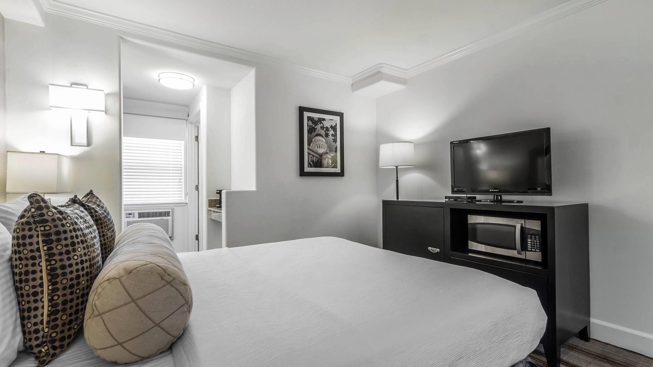 Photo of Bedroom in Downtown Sacramento