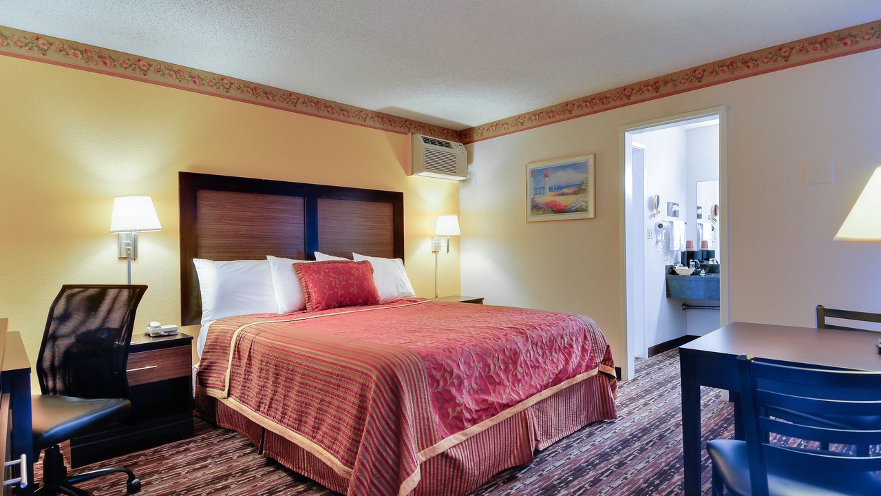 Photo of Bedroom in Snail
