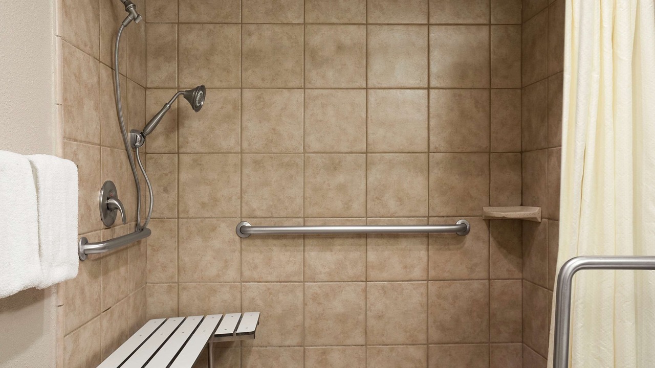Photo of Bathroom in Salinas