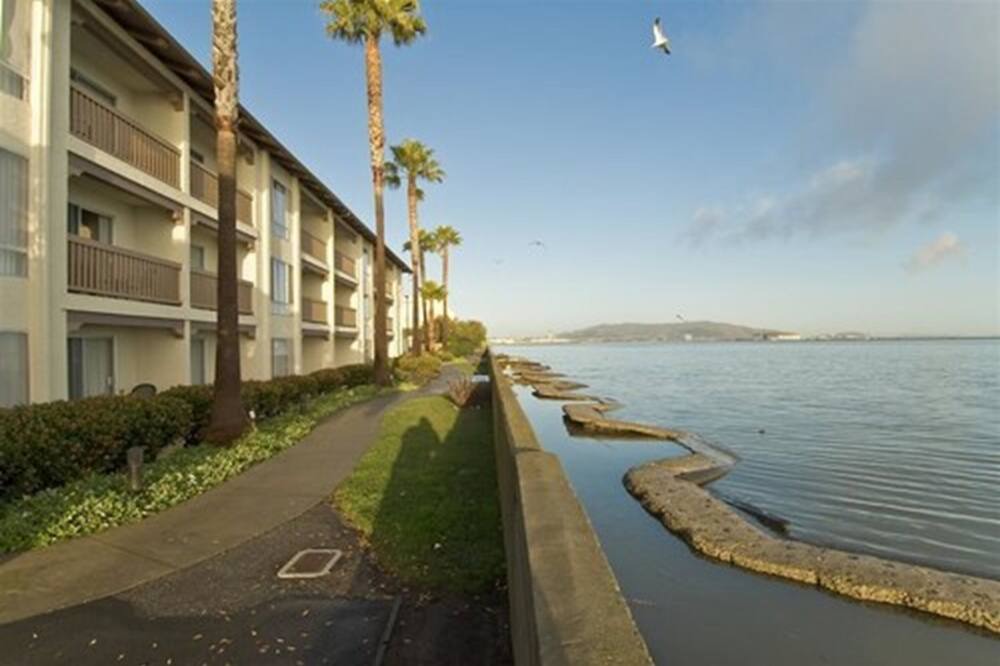 Photo of Outdoor in Burlingame