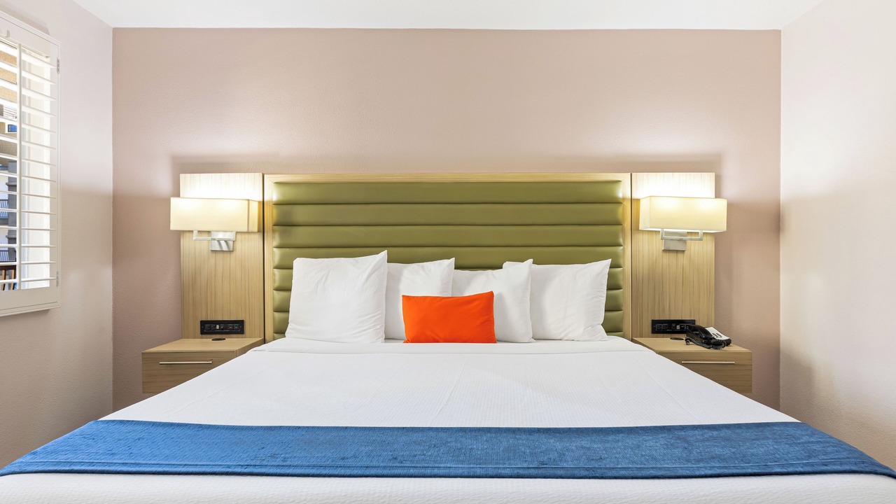 Photo of Bedroom in Pasadena