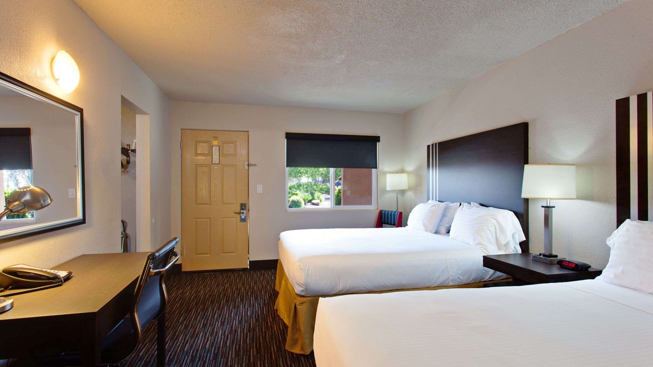 Photo of Bedroom in Chowchilla