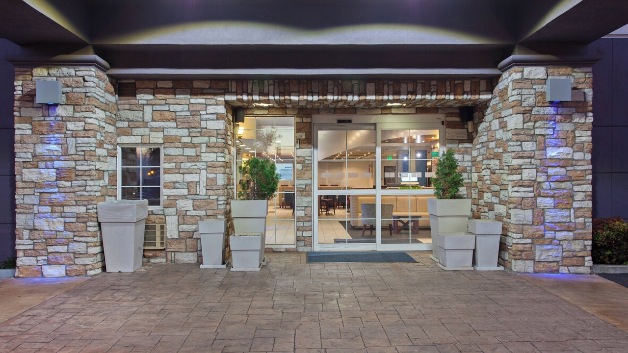 Photo of Outdoor in Oakland