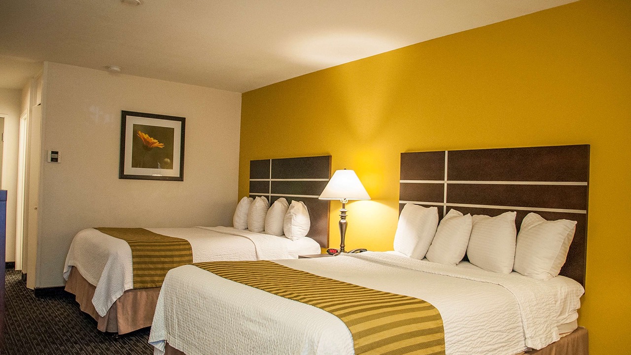 Photo of Bedroom in Raisin