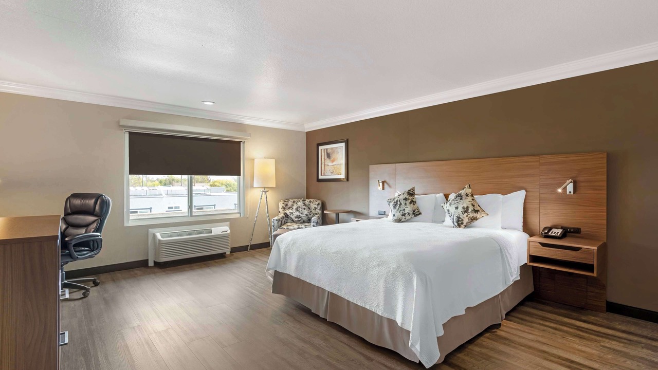Photo of Bedroom in Santa Ana Heights